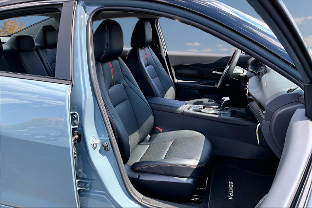 New 2027 Nissan Sentra SR w/ SR Premium Package FWD image 11