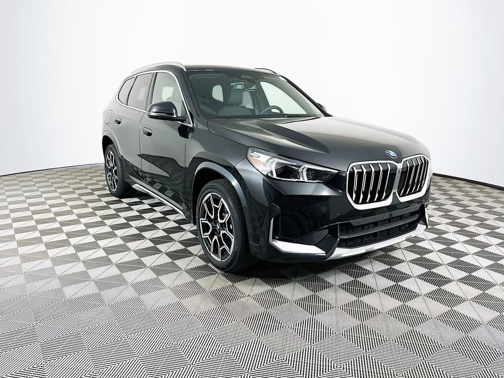 New 2026 BMW X1 xDrive28i w/ Convenience Package image 2