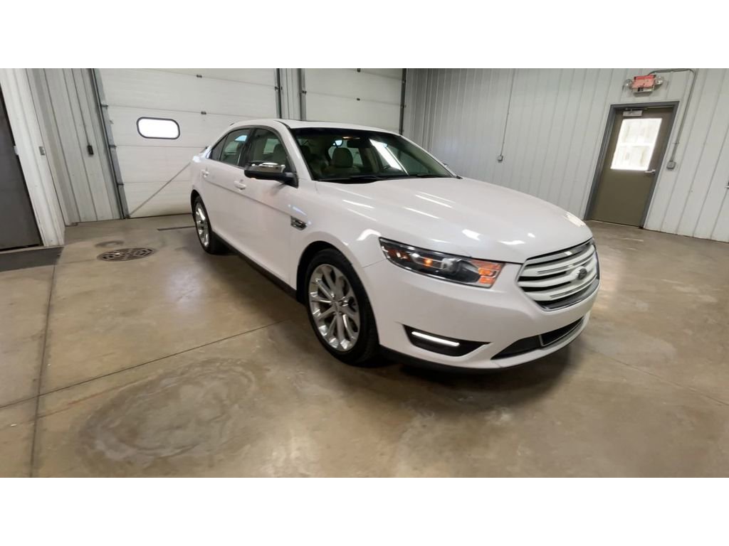 Used 2017 Ford Taurus Limited AWD/4WD image 2