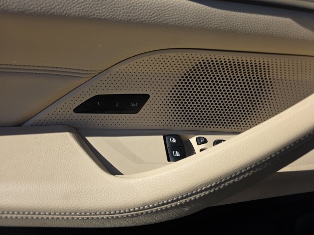 Used 2024 BMW 430i xDrive Coupe w/ M Sport Package AWD/4WD image 18