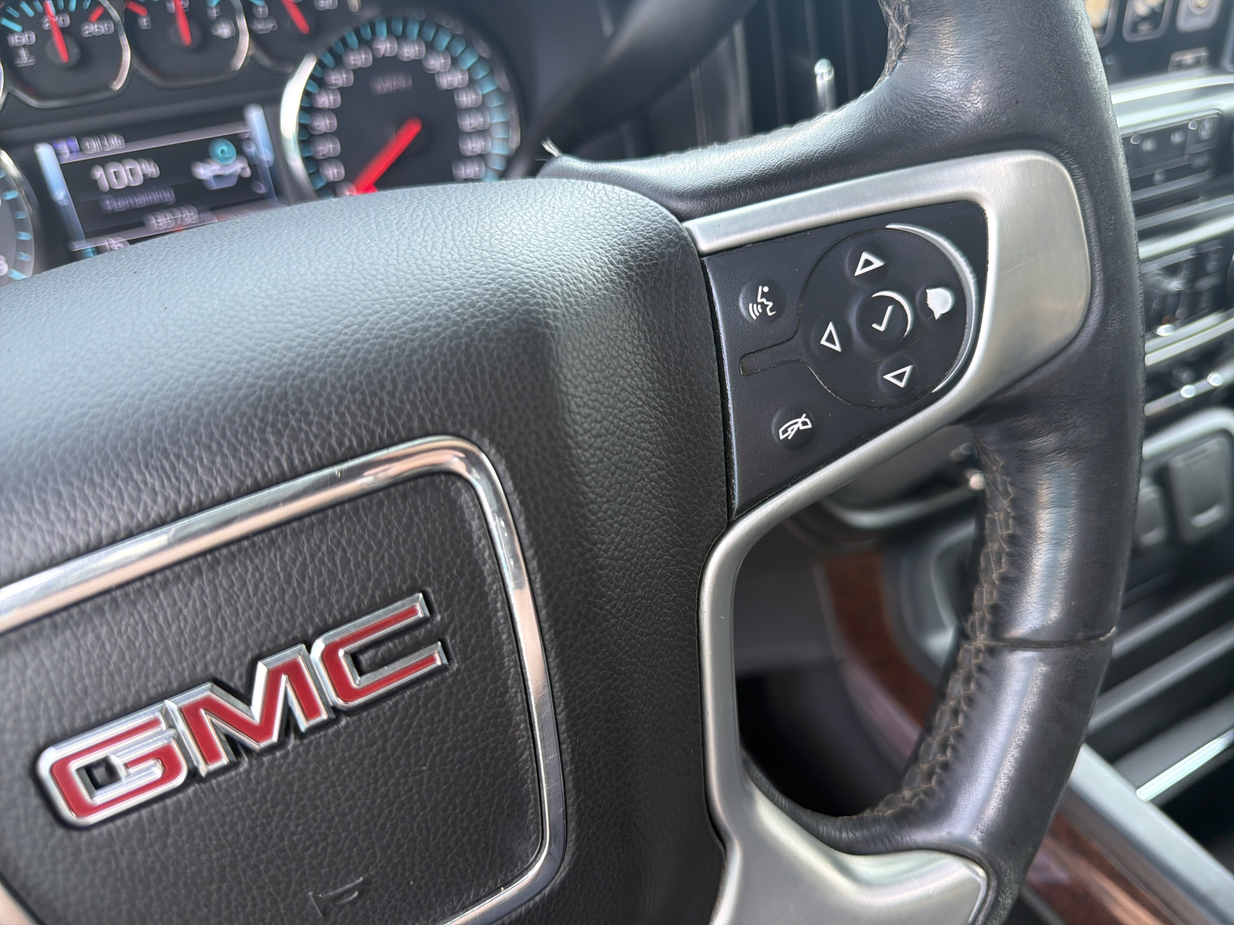 Used 2019 GMC Sierra 2500 SLT AWD/4WD image 34