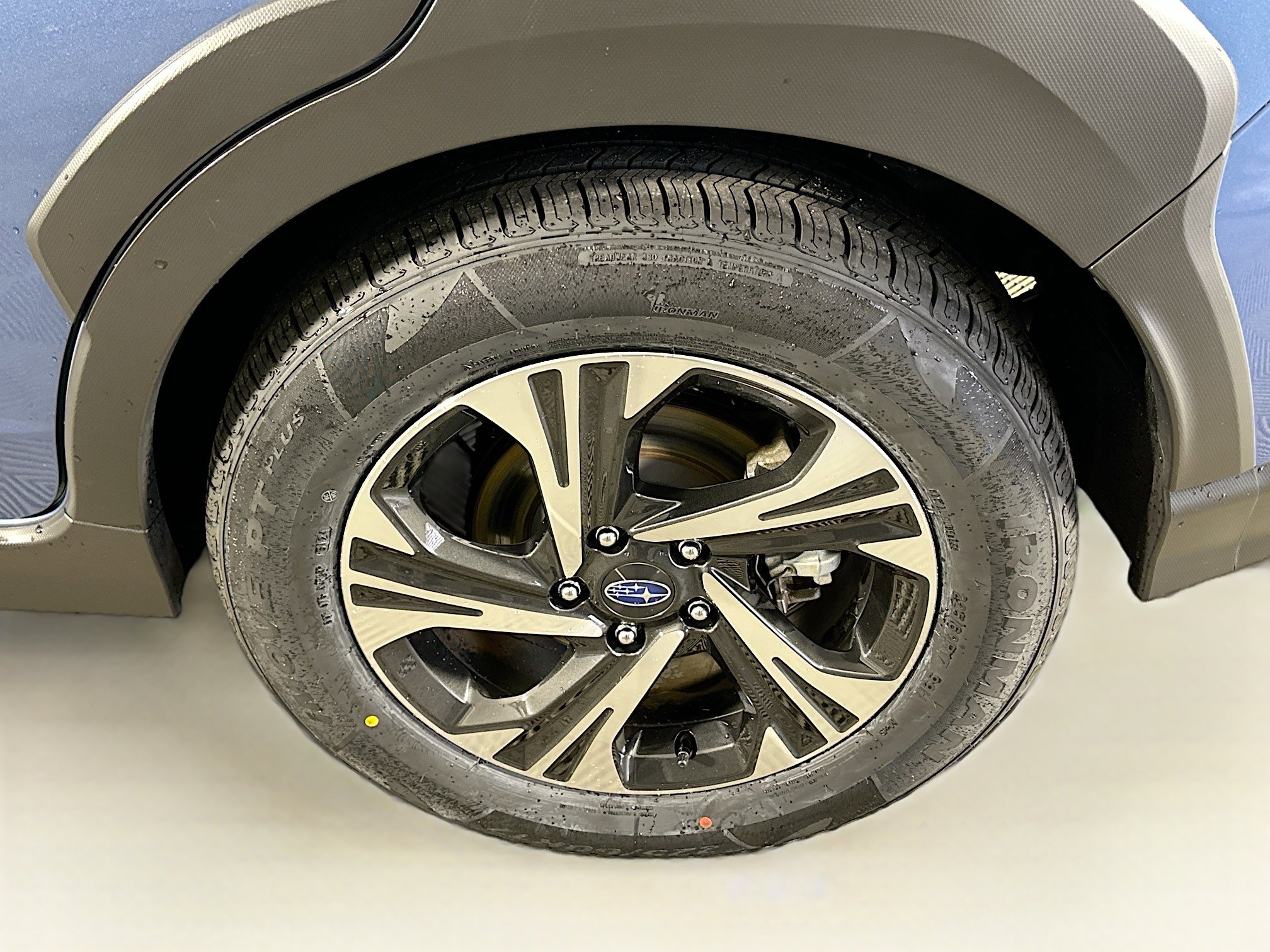 Used 2024 Subaru Crosstrek 2.0i Premium image 11