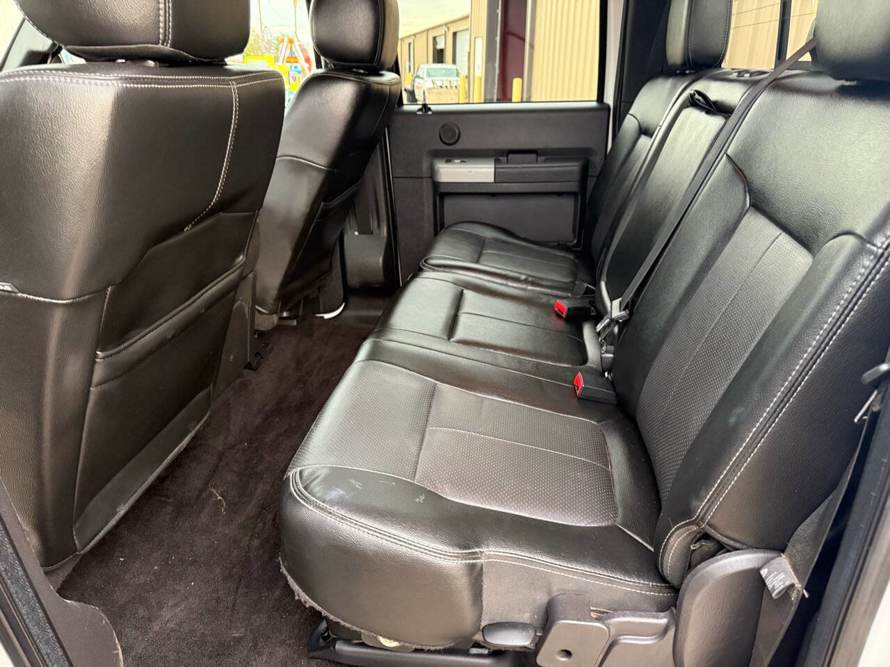 Used 2015 Ford F350 Lariat w/ Lariat Interior Package image 18