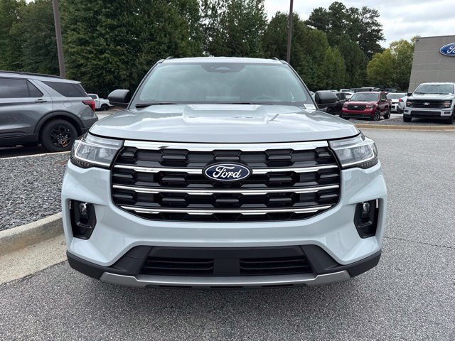 New 2027 Ford Explorer Active w/ Active Comfort Package RWD image 4