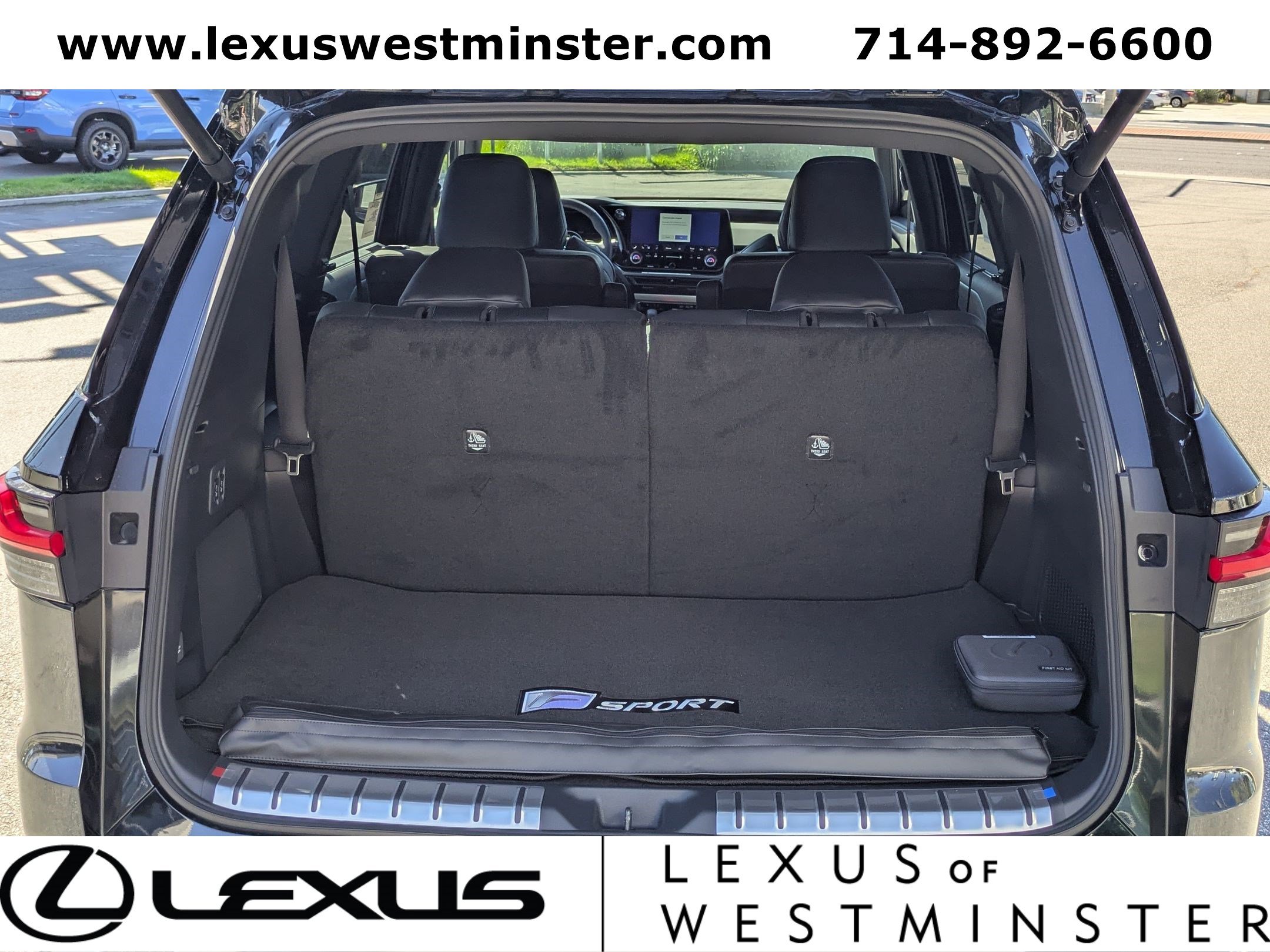 New 2026 Lexus TX 500h AWD image 10