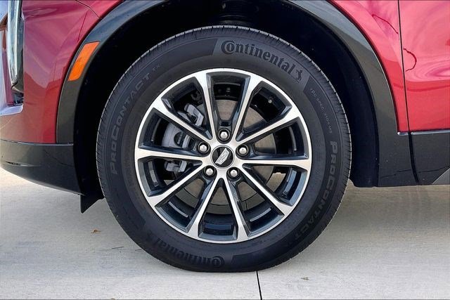 Used 2025 Cadillac XT4 Sport image 9