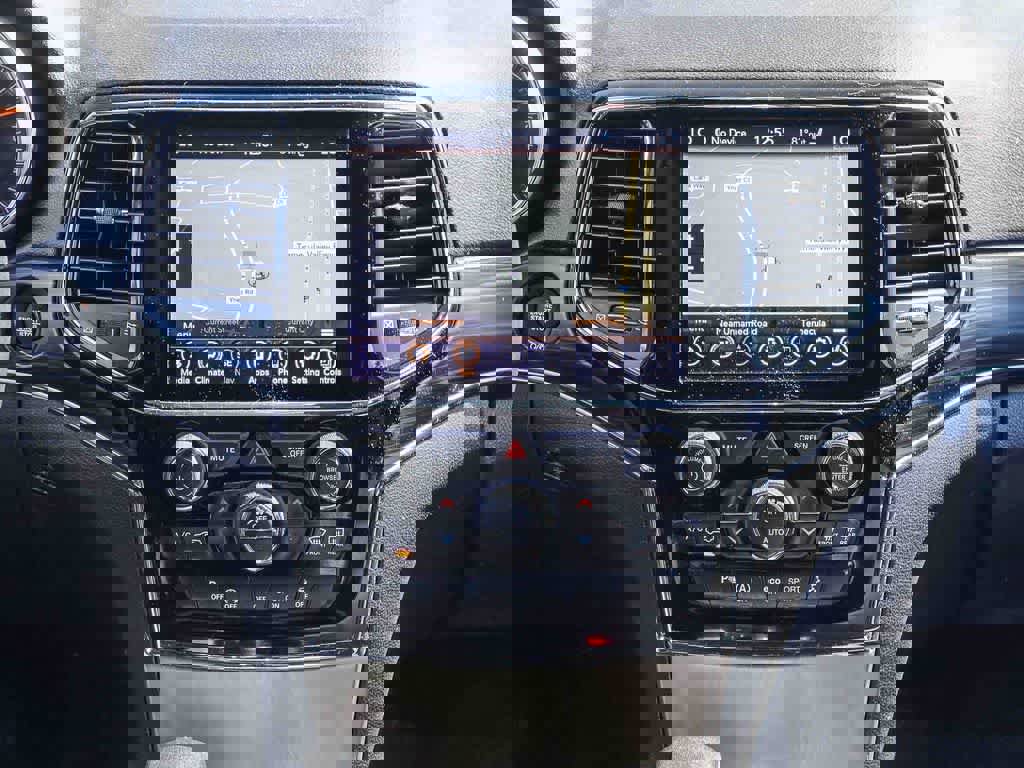 Certified 2020 Jeep Grand Cherokee Limited w/ Luxury Group II image 12