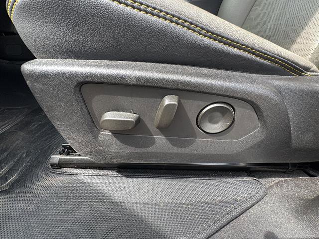 Used 2024 Chevrolet Colorado ZR2 w/ ZR2 Convenience Package III AWD/4WD image 13