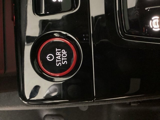 New 2025 Audi SQ6 e-tron Premium Plus image 27