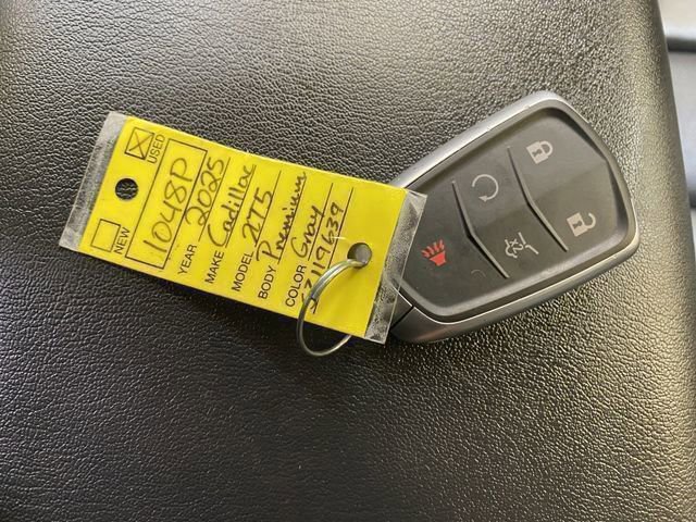 Used 2025 Cadillac XT5 Premium Luxury image 49