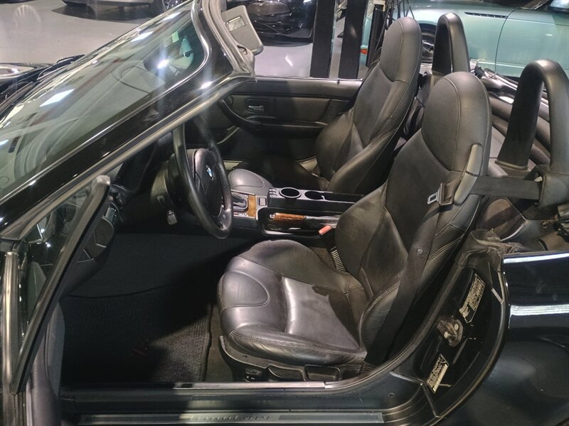 Used 2001 BMW Z3 3.0i RWD image 12