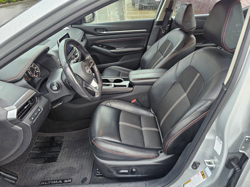 Used 2023 Nissan Altima 2.5 SR FWD image 17
