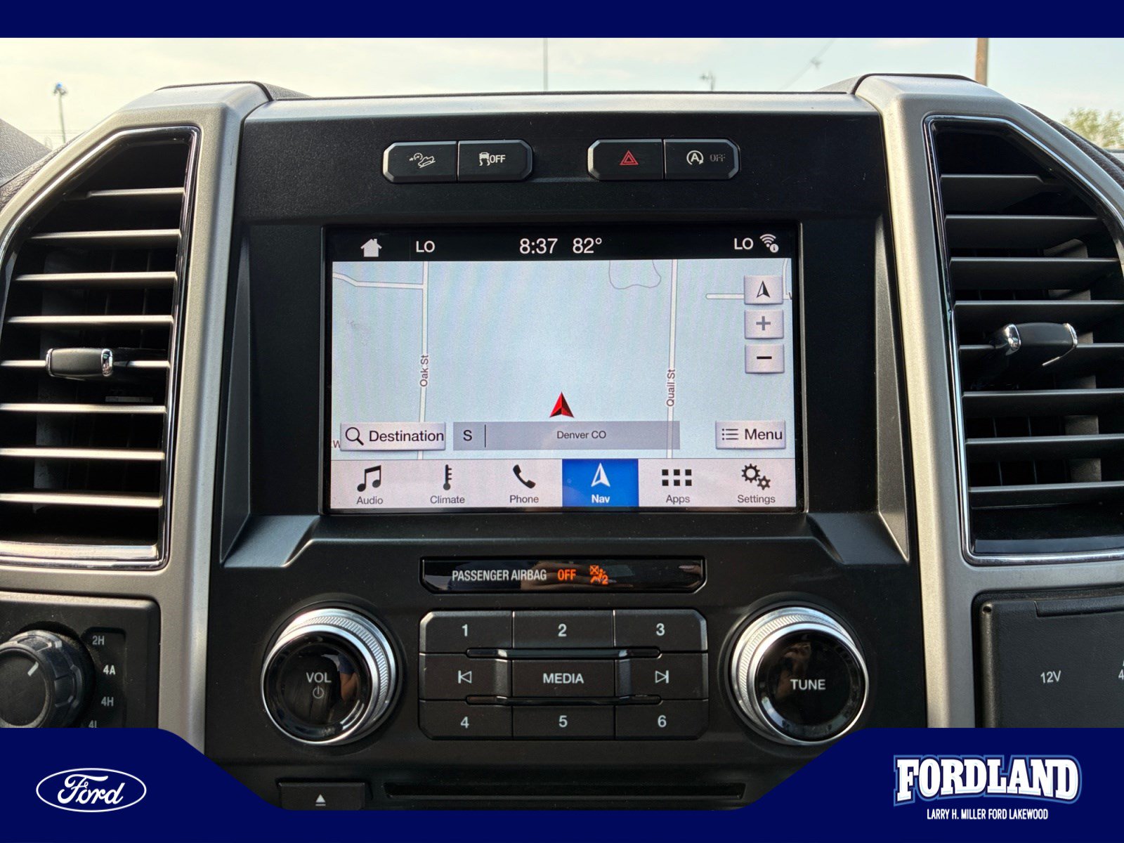 Used 2017 Ford F150 King Ranch w/ Equipment Group 601A Luxury AWD/4WD image 28