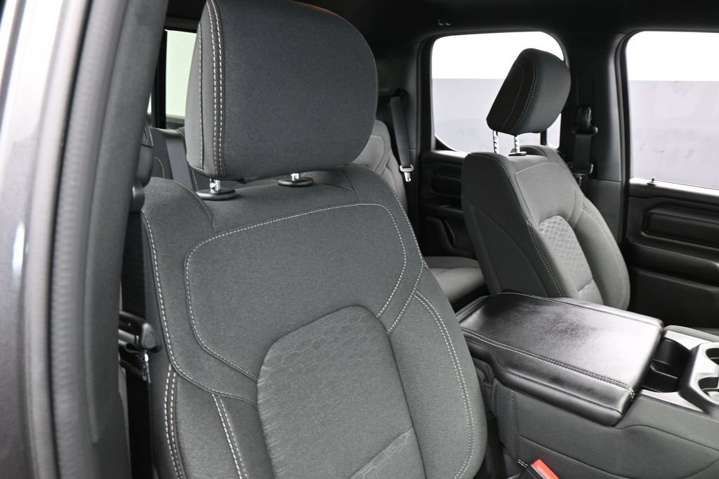 Used 2026 RAM 1500 Express RWD image 37