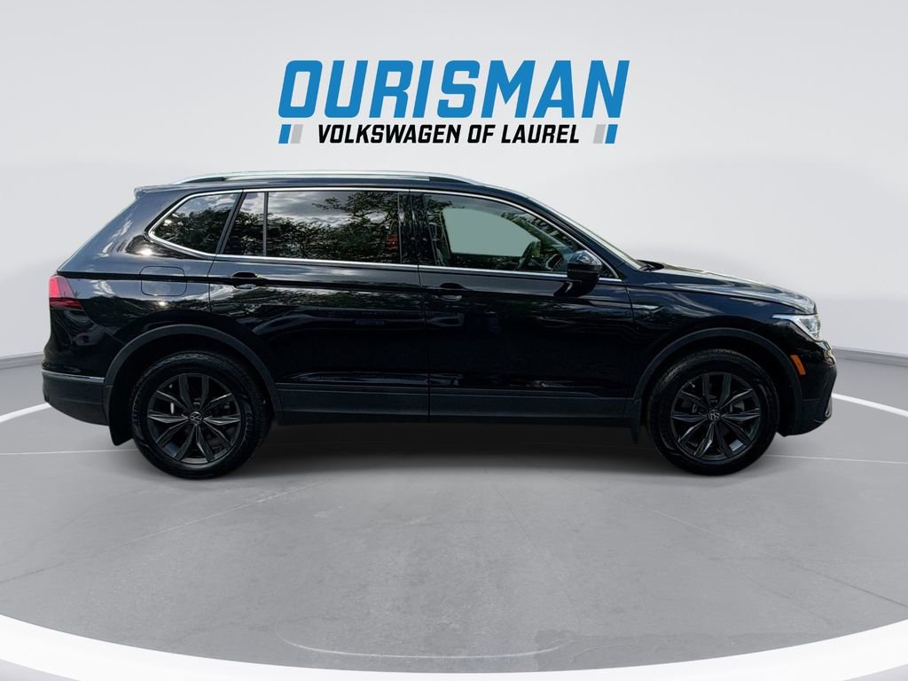 Used 2024 Volkswagen Tiguan SE AWD/4WD image 9