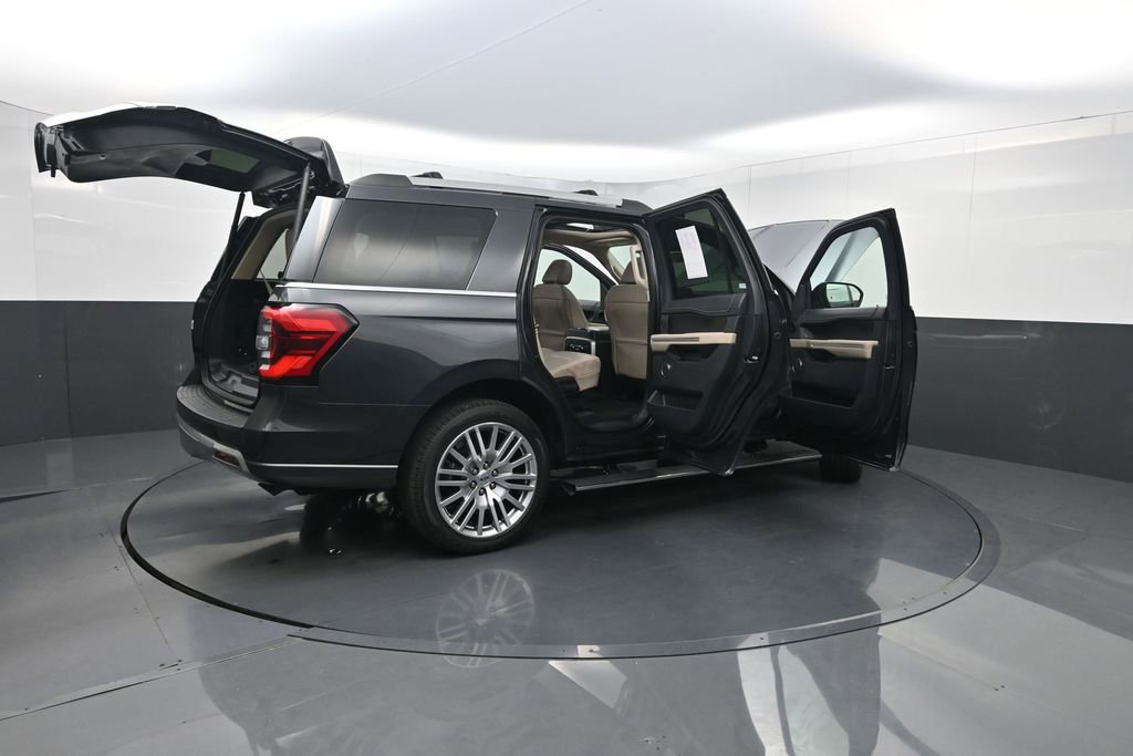 Used 2024 Ford Expedition Limited AWD/4WD image 42