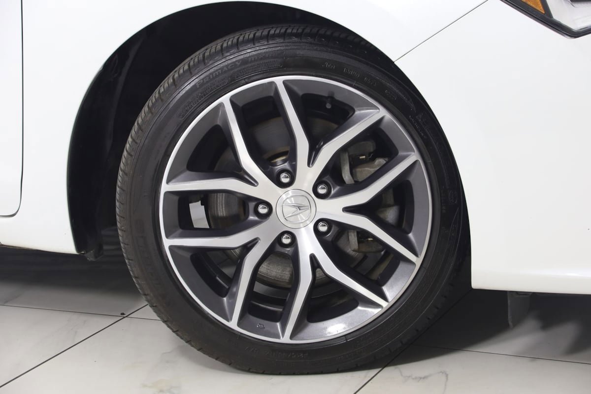 Used 2019 Acura ILX FWD image 14