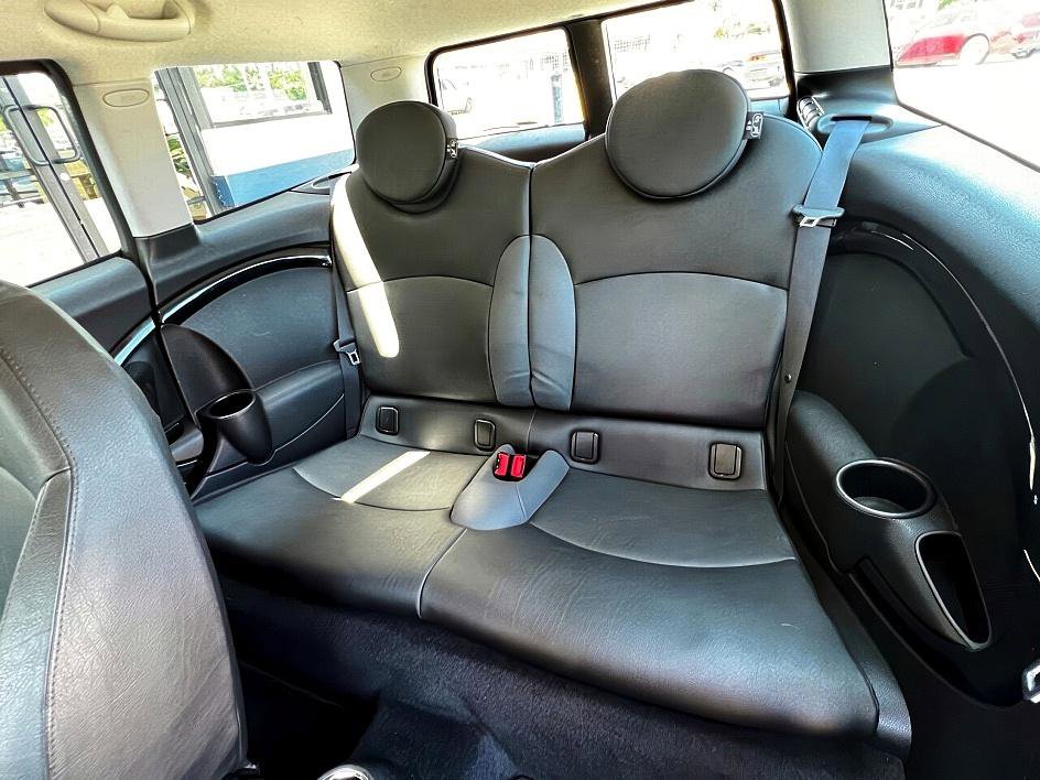 Used 2010 MINI Cooper Clubman S image 18