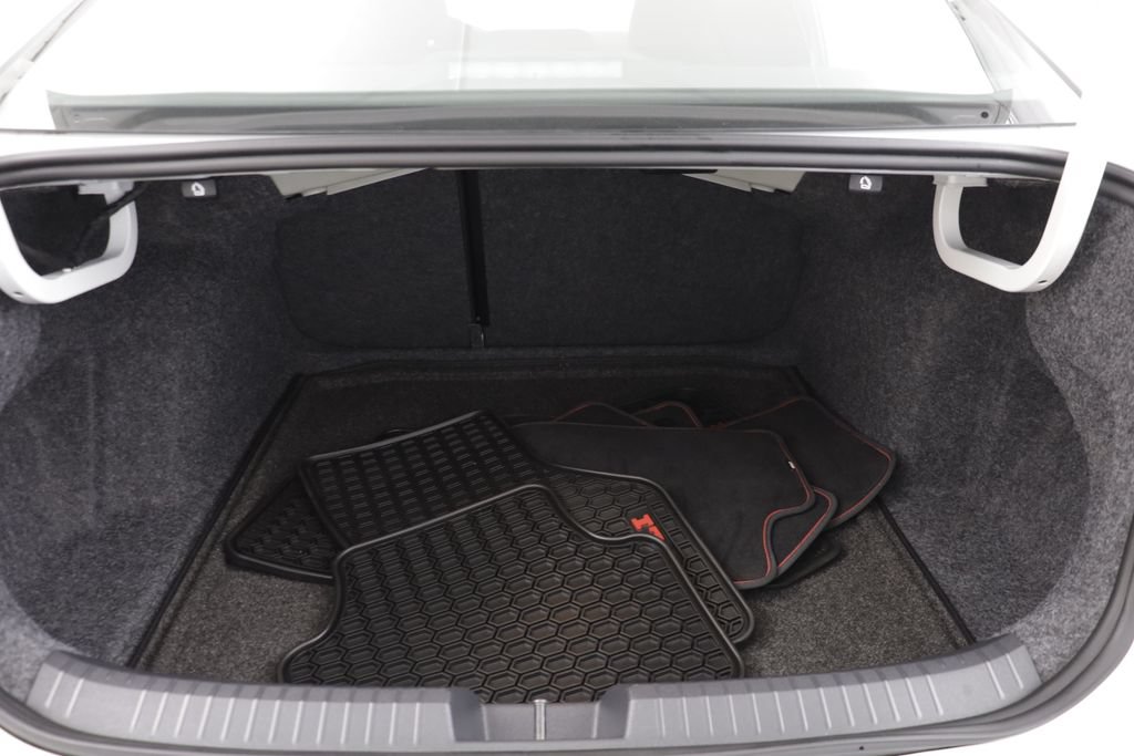 Certified 2024 Volkswagen Jetta GLI 40th Anniversary Edition FWD image 18