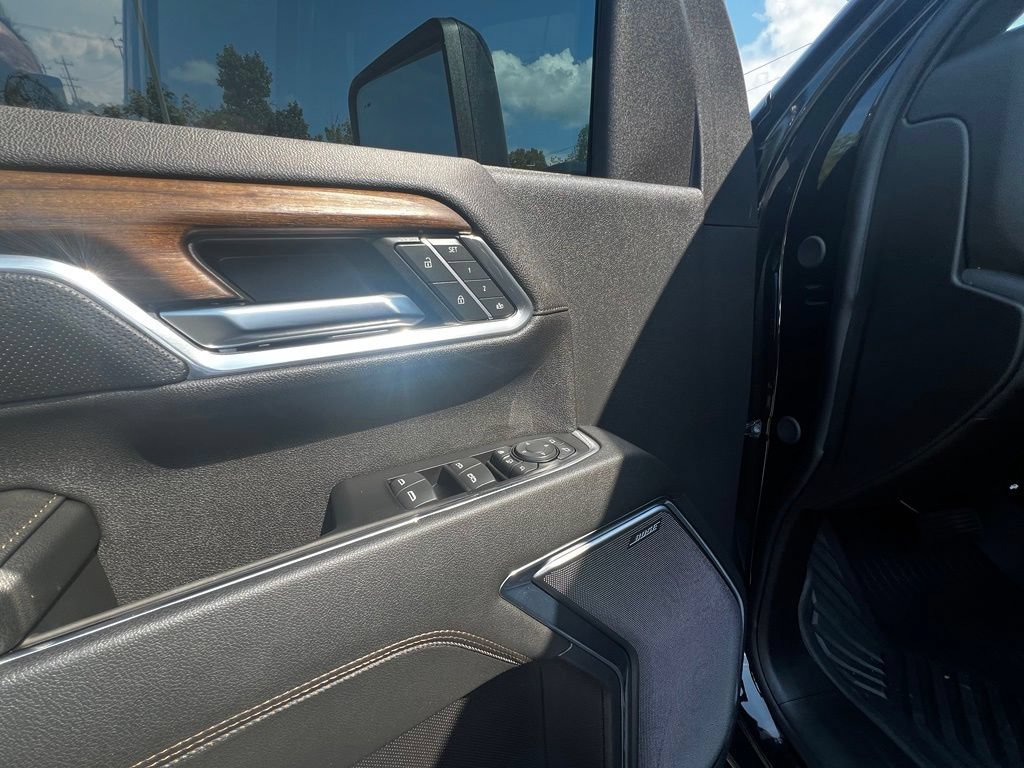 Used 2024 Chevrolet Silverado 2500 High Country w/ High Country Premium Package AWD/4WD image 22