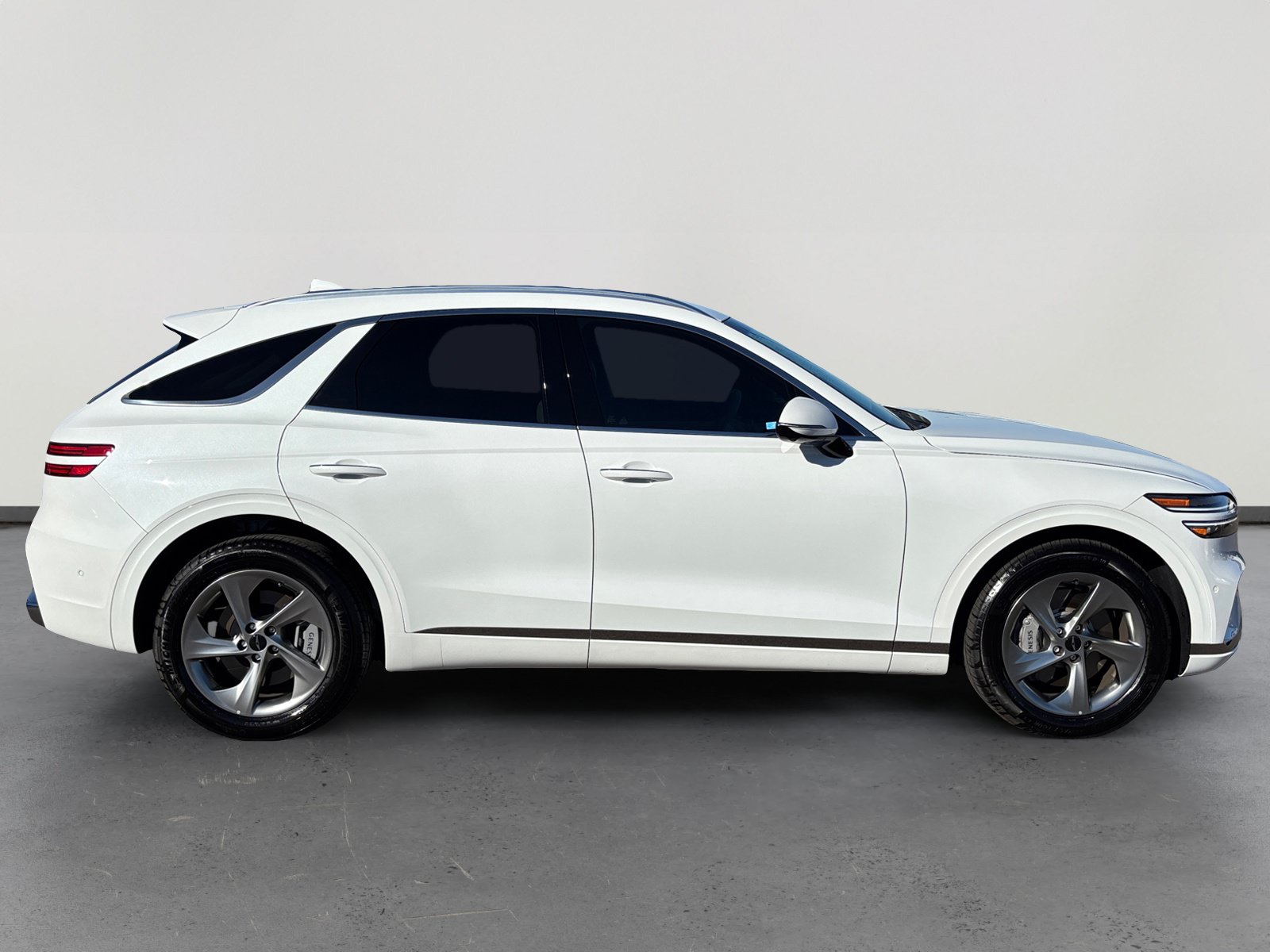Used 2026 Genesis GV70 2.5T Advanced AWD/4WD image 6