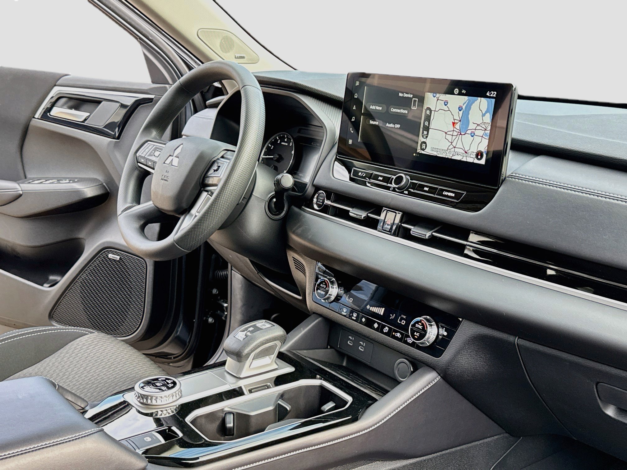 New 2026 Mitsubishi Outlander ES AWD/4WD image 6