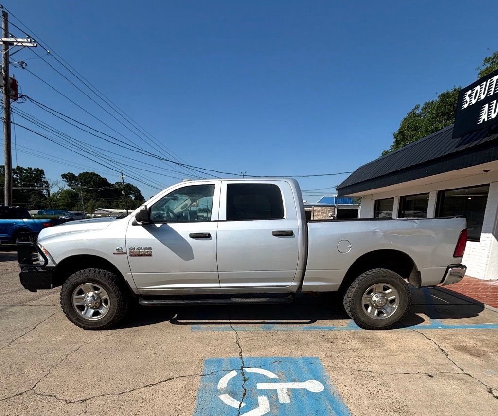 Used 2018 RAM 2500 Tradesman w/ Chrome Appearance Group AWD/4WD image 5