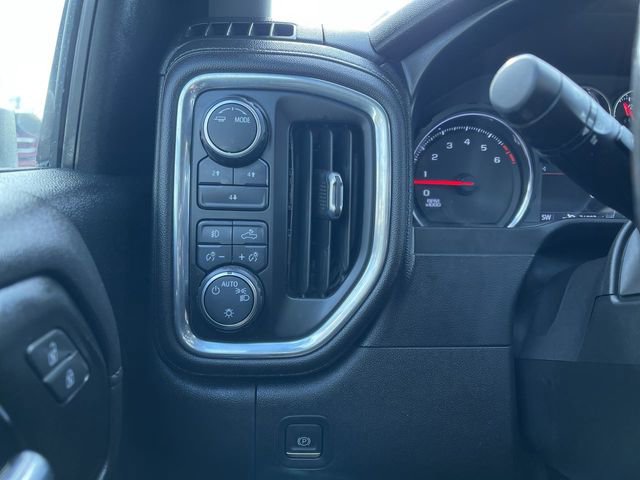 Used 2022 Chevrolet Silverado 2500 LT w/ Convenience Package AWD/4WD image 18