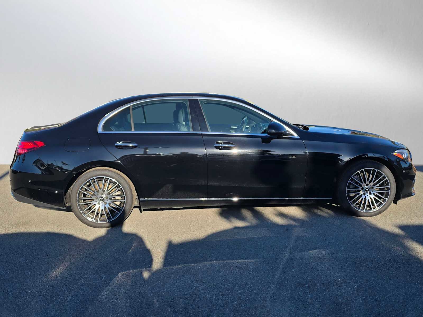 Used 2025 Mercedes-Benz C 300 C 300 image 40