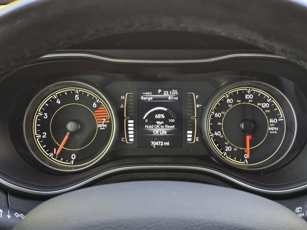 Used 2021 Jeep Cherokee Latitude Plus FWD image 17