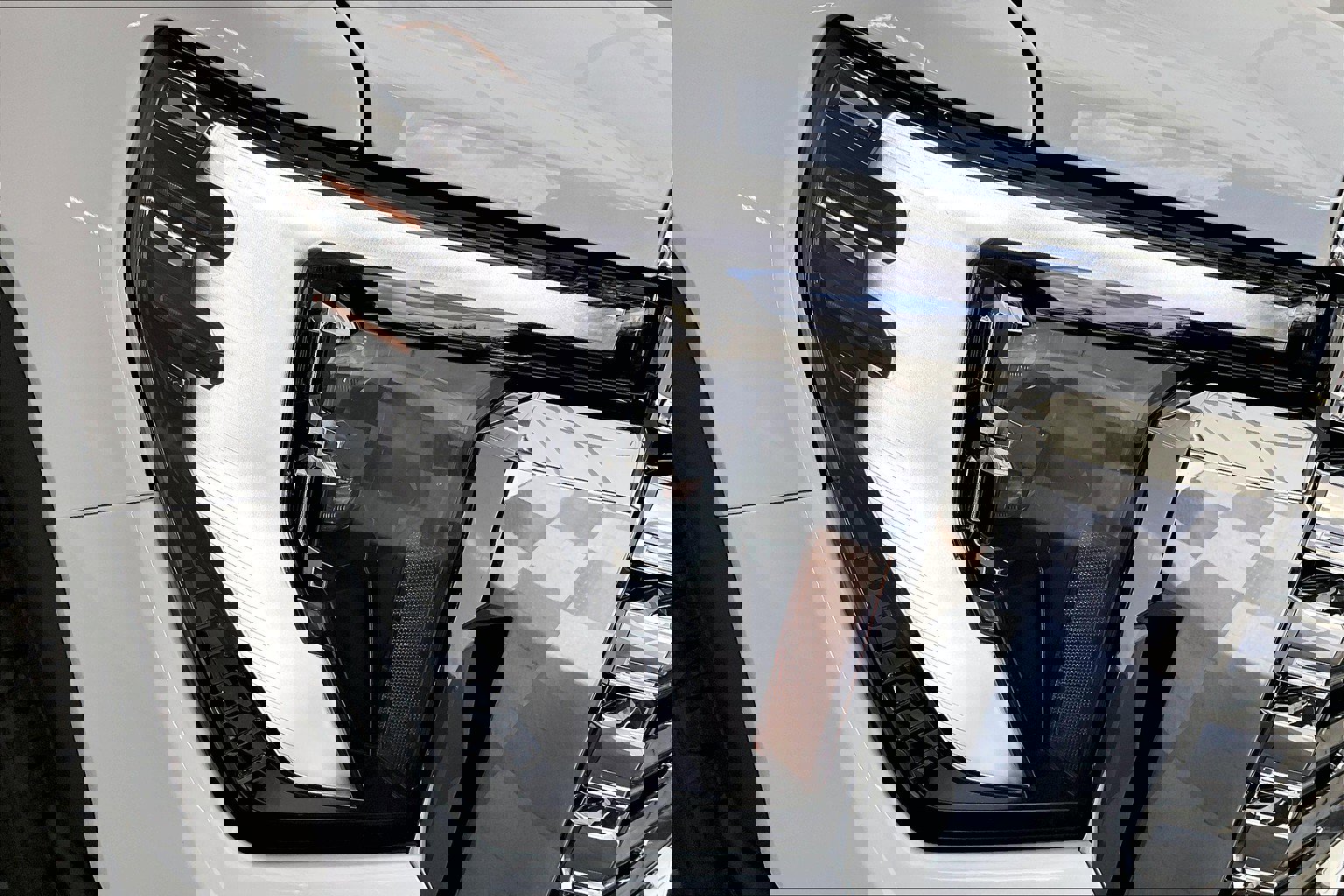 New 2026 GMC Sierra 2500 Denali w/ Denali Reserve Package image 15