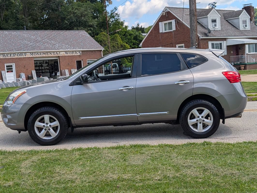Used 2012 Nissan Rogue S w/ Special Edition Pkg AWD/4WD image 6