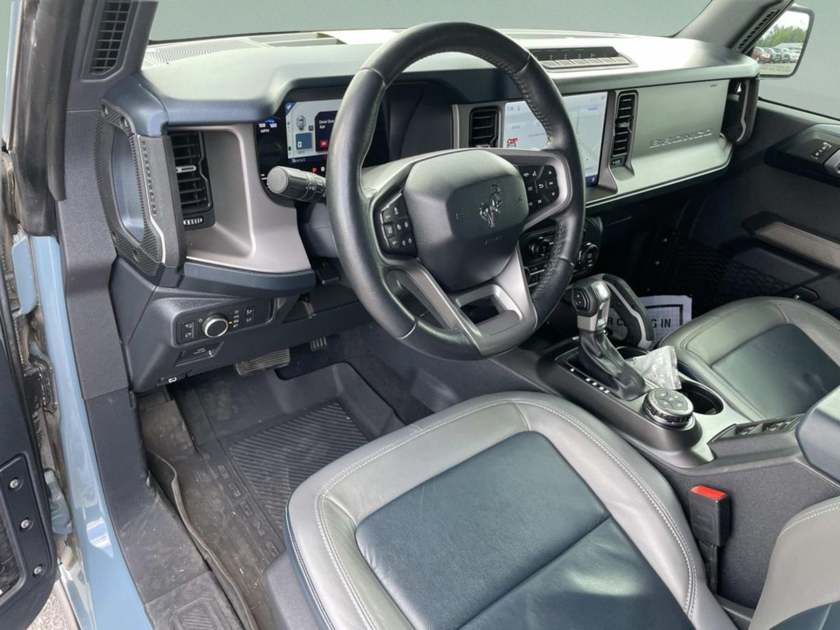 Used 2021 Ford Bronco First Edition AWD/4WD image 21