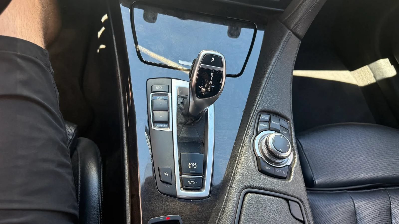 Used 2013 BMW 640i Convertible RWD image 15