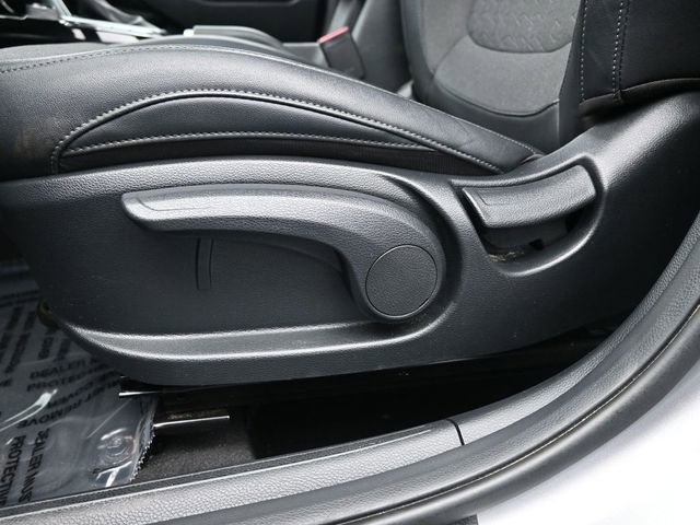 Used 2025 Kia Seltos S image 14