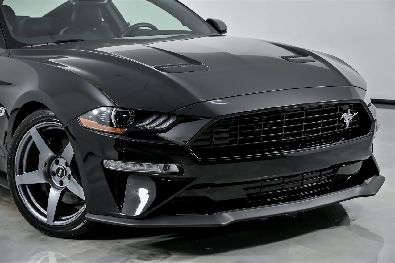 Used 2021 Ford Mustang GT Premium w/ Equipment Group 401A RWD image 3