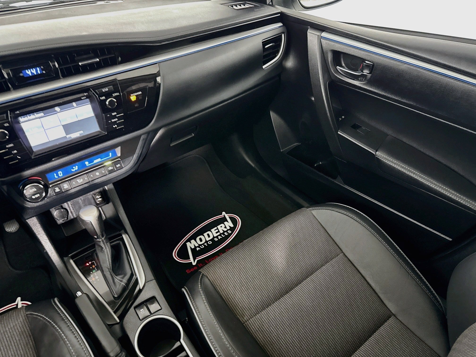 Used 2016 Toyota Corolla S FWD image 33