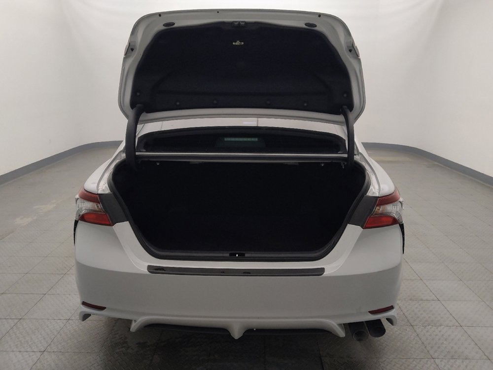 Used 2024 Toyota Camry SE image 29