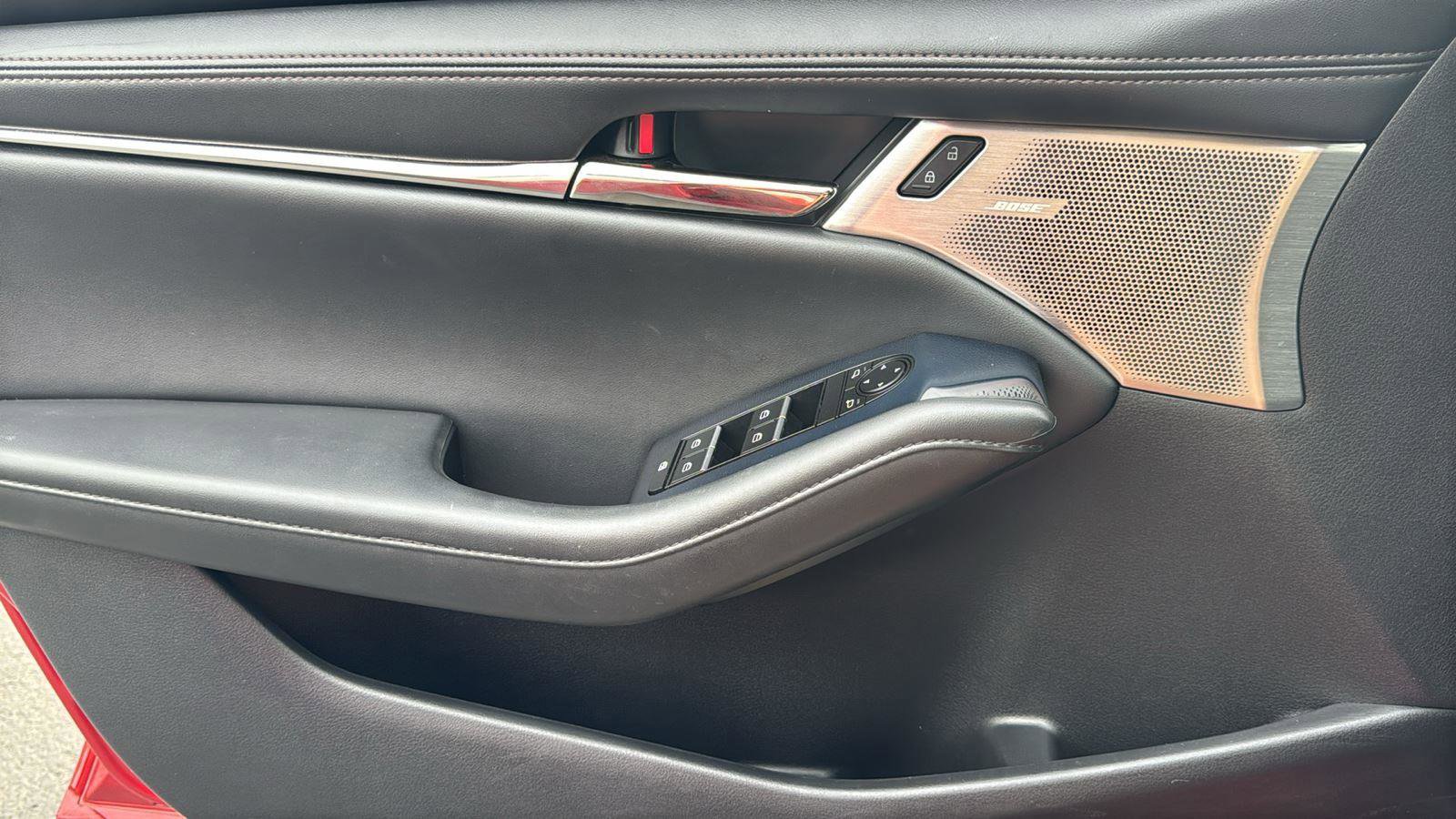 Used 2022 MAZDA MAZDA3 s image 8