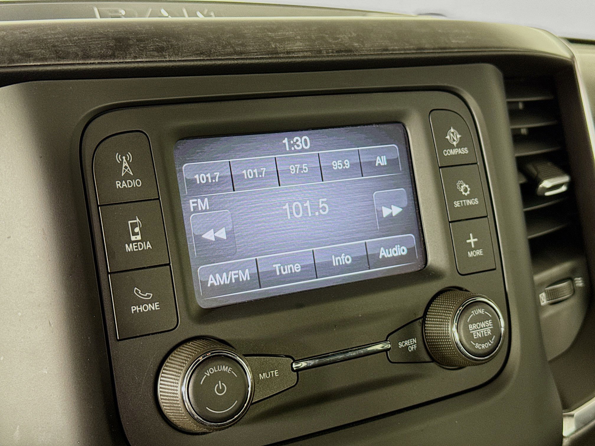 Used 2024 RAM 1500 Big Horn image 17