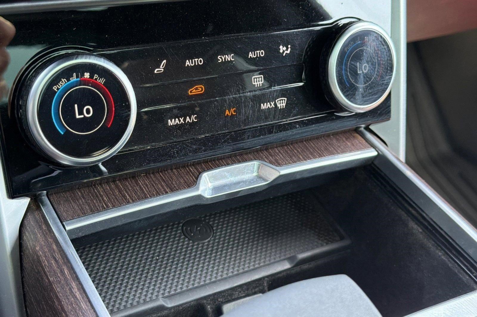 Used 2023 Land Rover Range Rover SE image 28