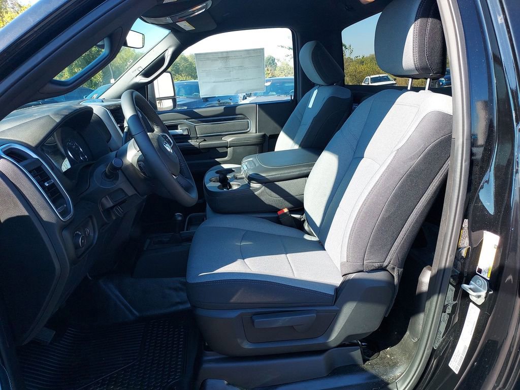 New 2024 RAM 5500 SLT w/ Quick Order Package 2YG SLT AWD/4WD image 17