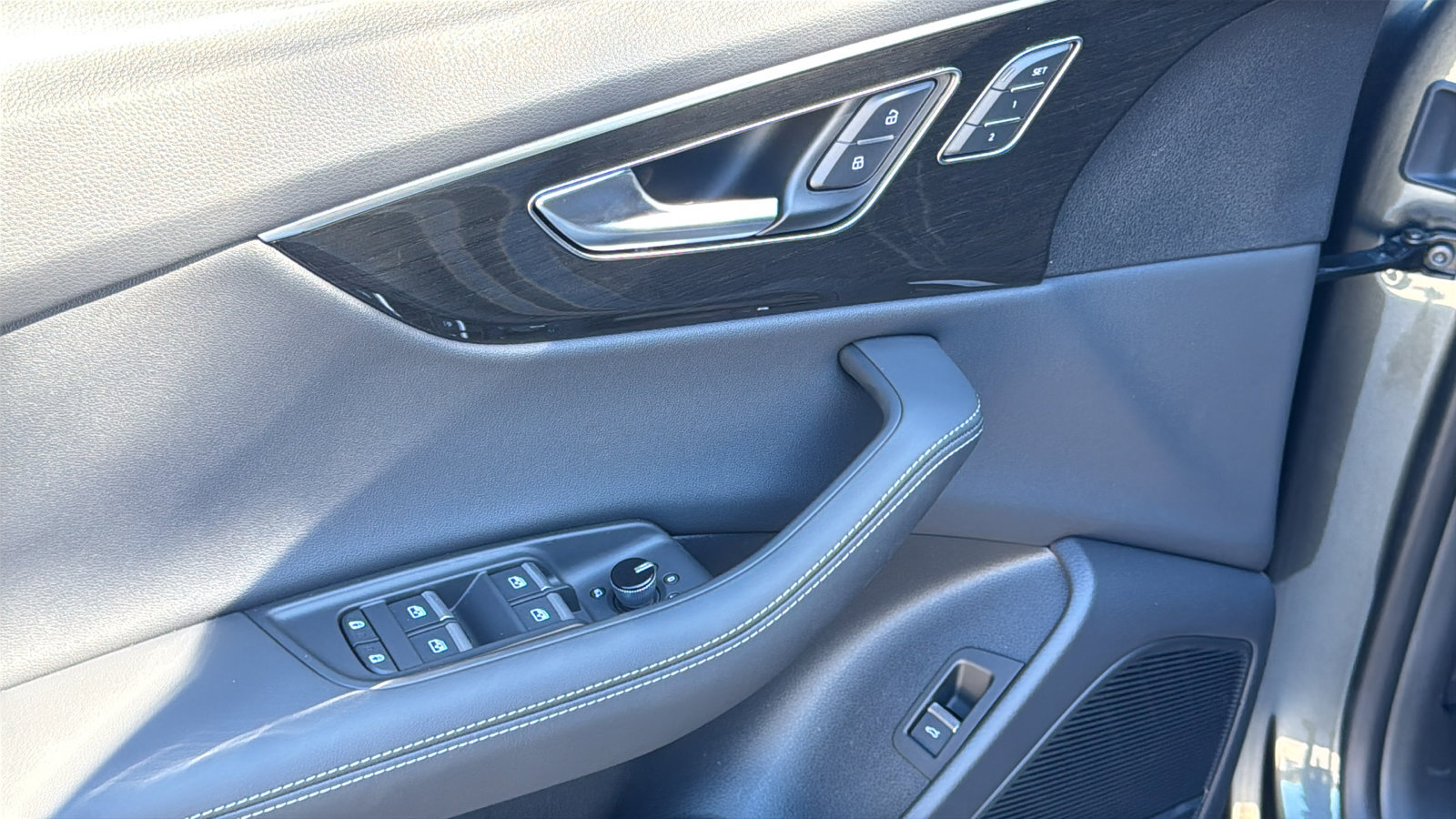 New 2026 Audi Q8 Premium Plus image 13