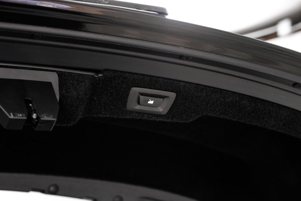 Used 2024 Lucid Air Pure image 61