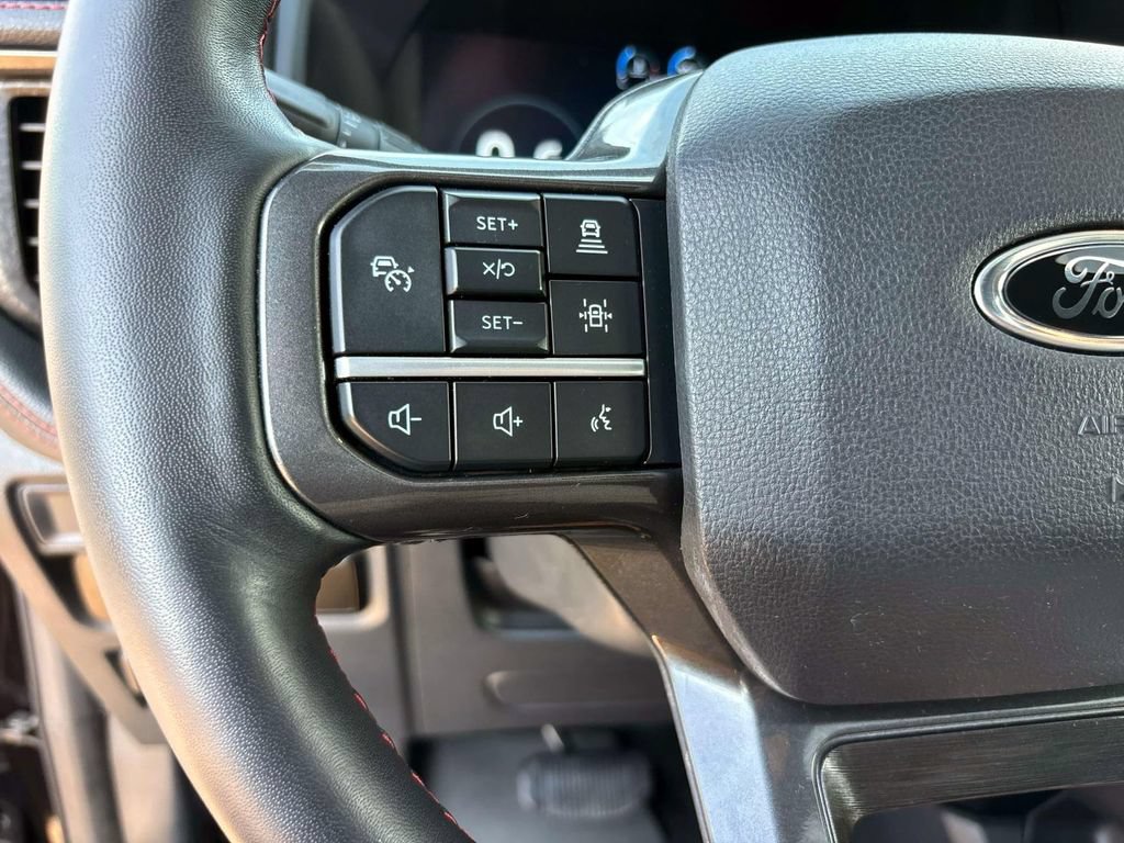 Used 2024 Ford Expedition Max Limited AWD/4WD image 25