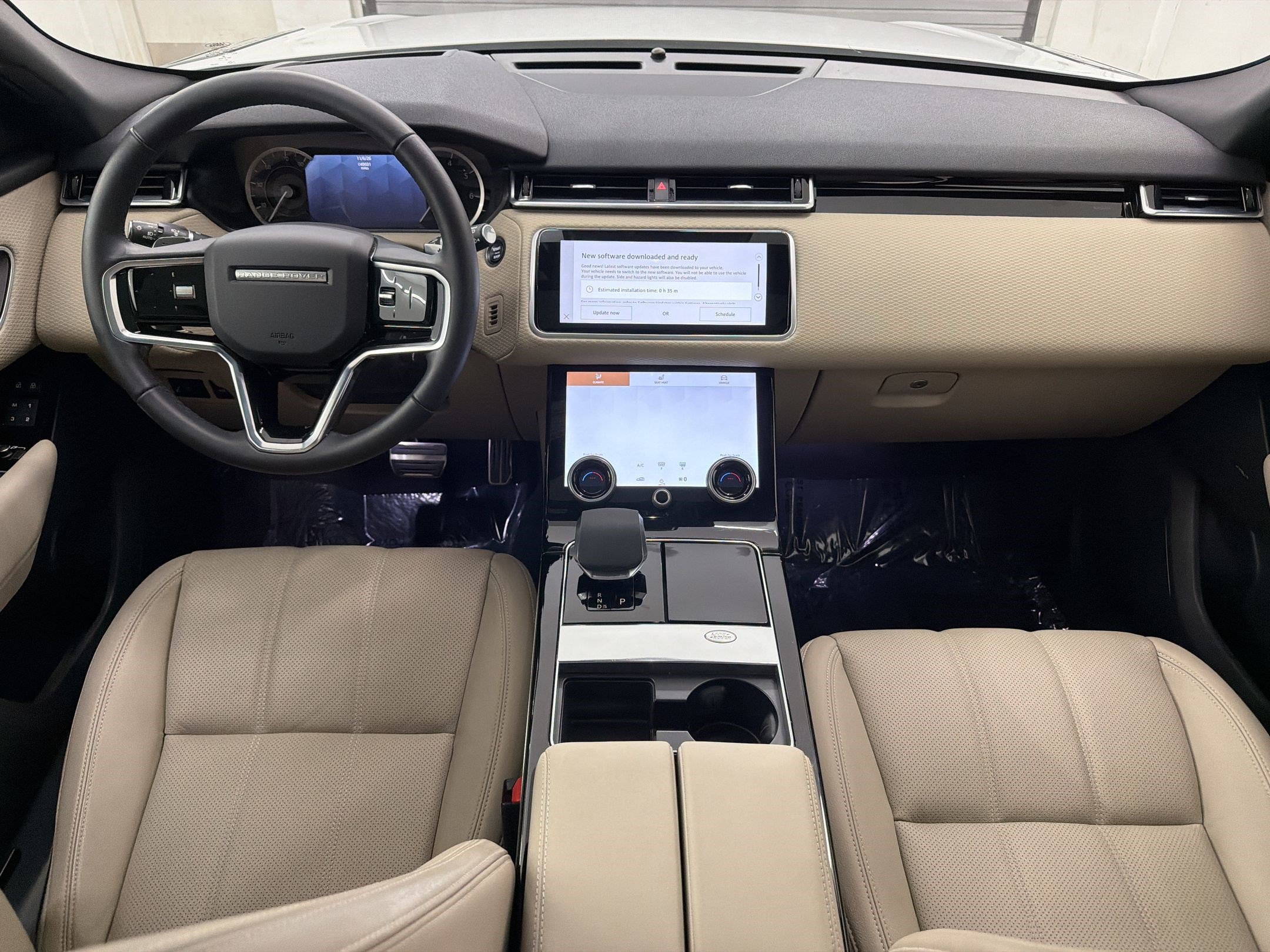 Used 2023 Land Rover Range Rover Velar R-Dynamic S AWD/4WD image 15