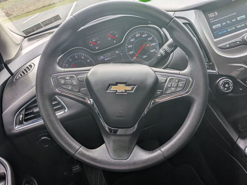 Used 2017 Chevrolet Cruze LT w/ Convenience Package image 12