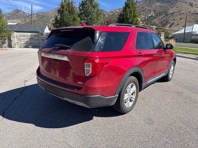 Used 2020 Ford Explorer XLT w/ Equipment Group 202A AWD/4WD image 11