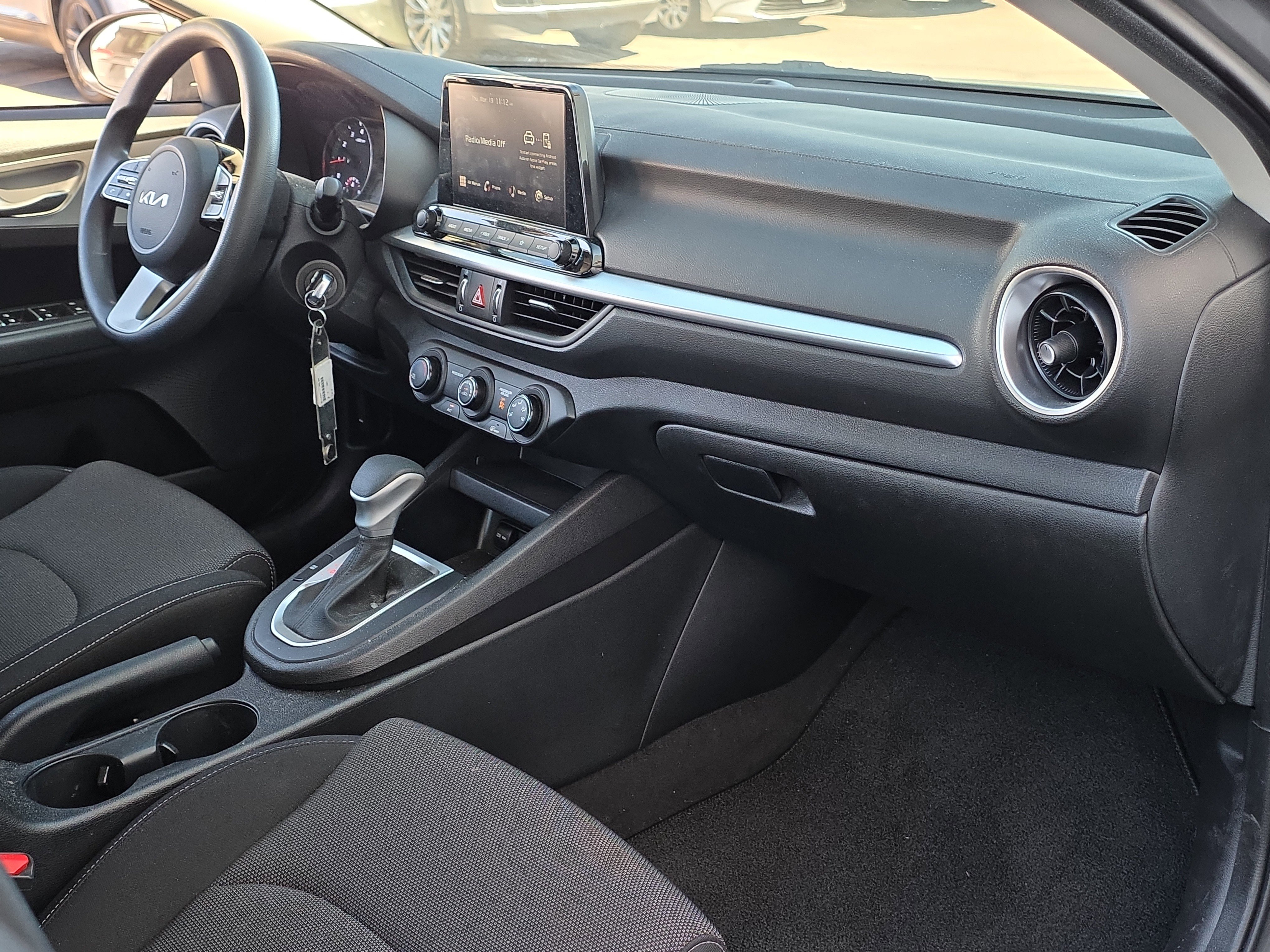 Used 2023 Kia Forte LXS image 28