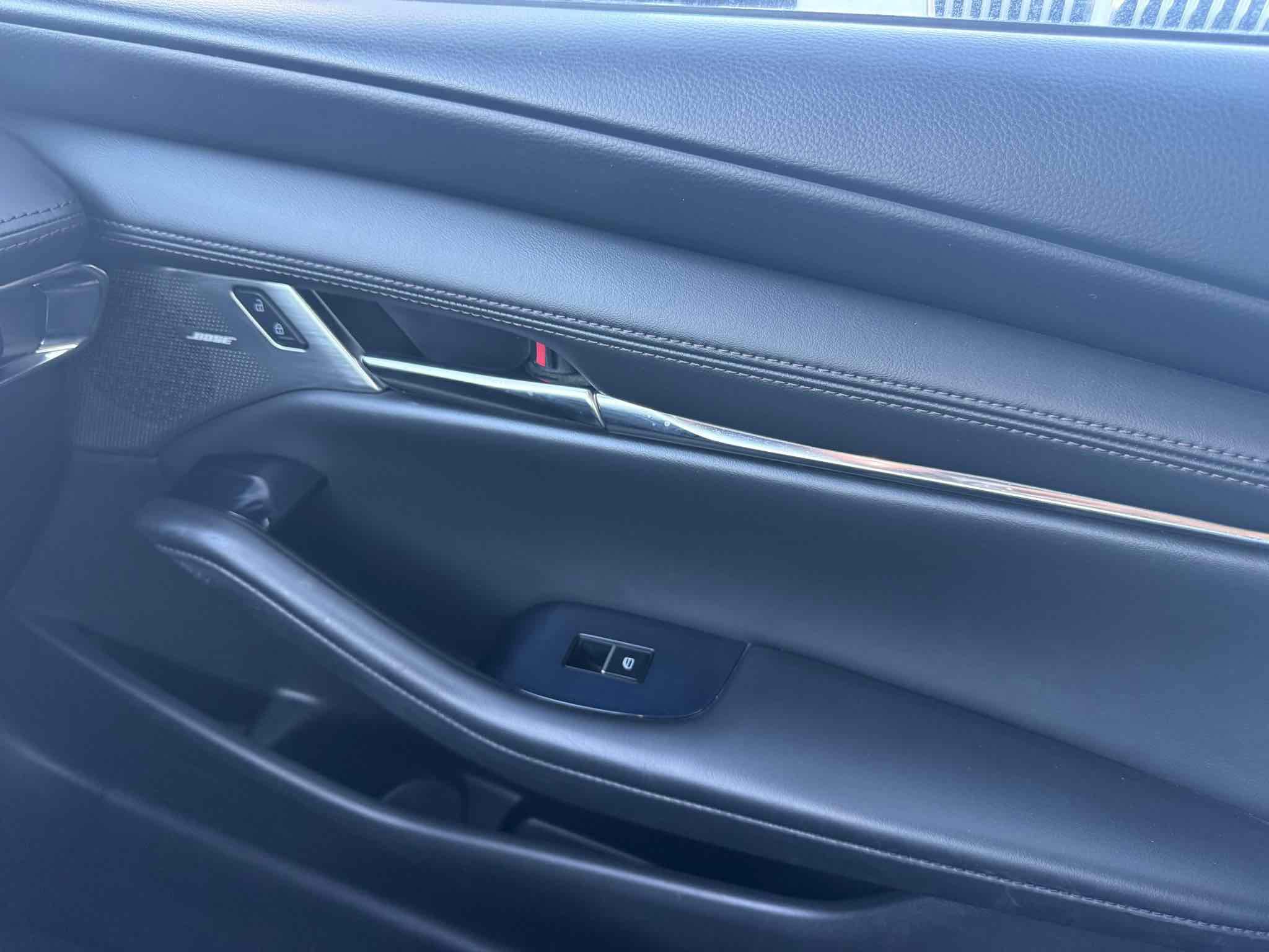 Used 2019 MAZDA MAZDA3 Sedan w/ Preferred Package image 59